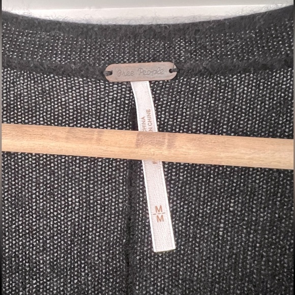 Free People cashmere cardigan sweater size medium - Picture 4 of 5